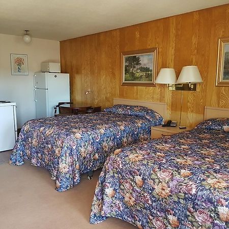 A-1 Alberni Inn Порт Алберни Екстериор снимка
